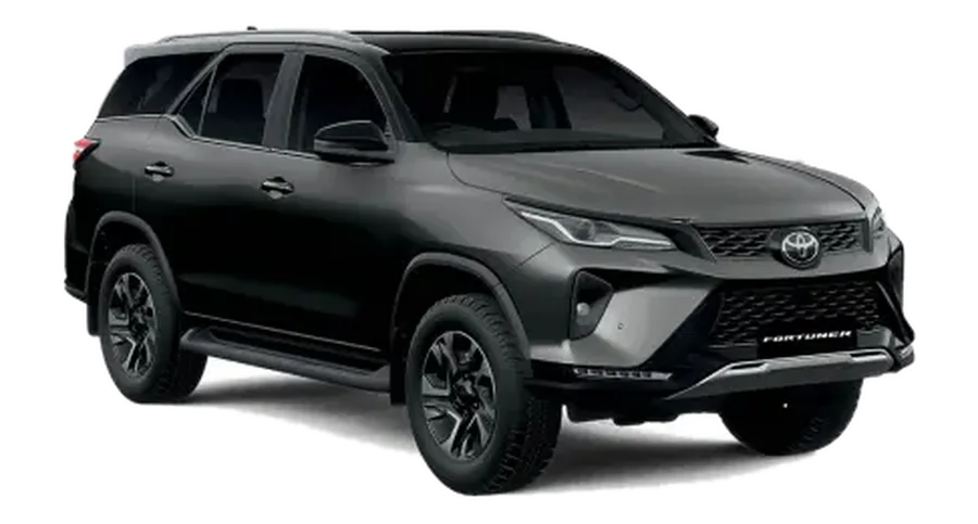 Fortuner en color Negro